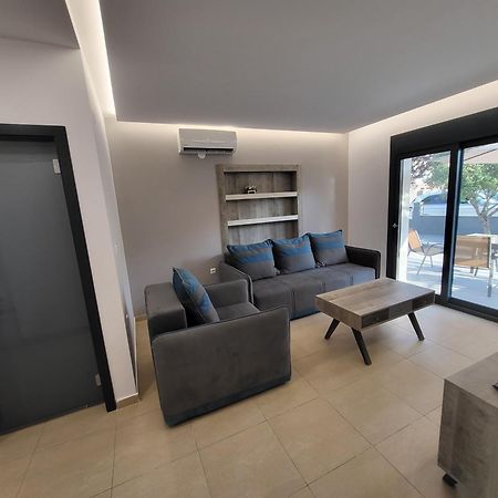 Radina Family Aparthotel Kallithea  Exterior foto