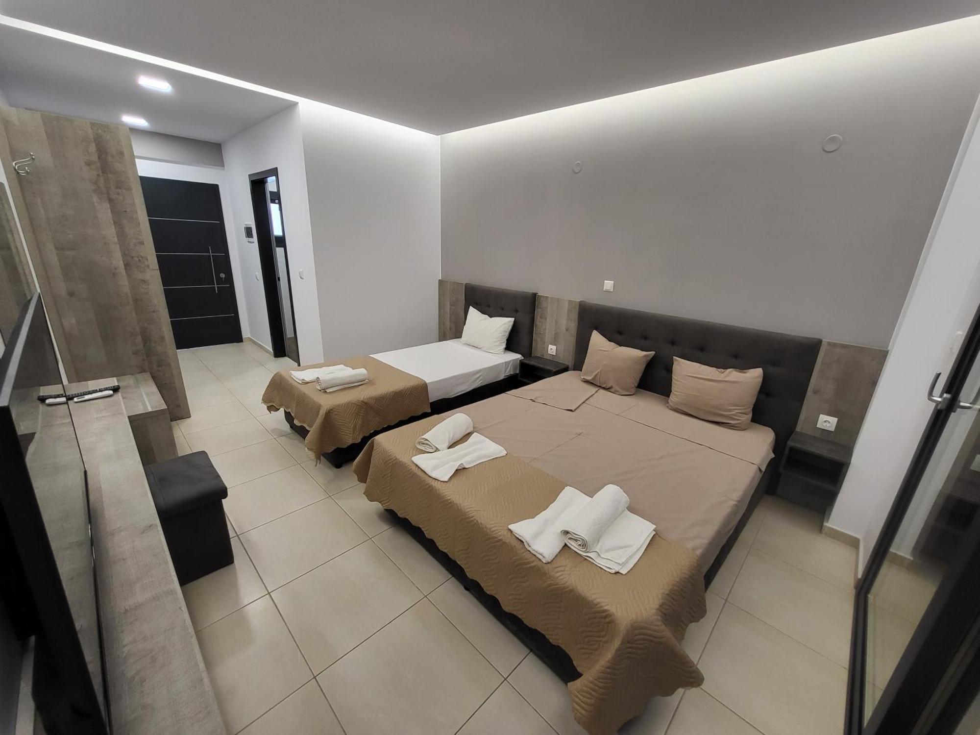 Radina Family Aparthotel Kallithea  Exterior foto
