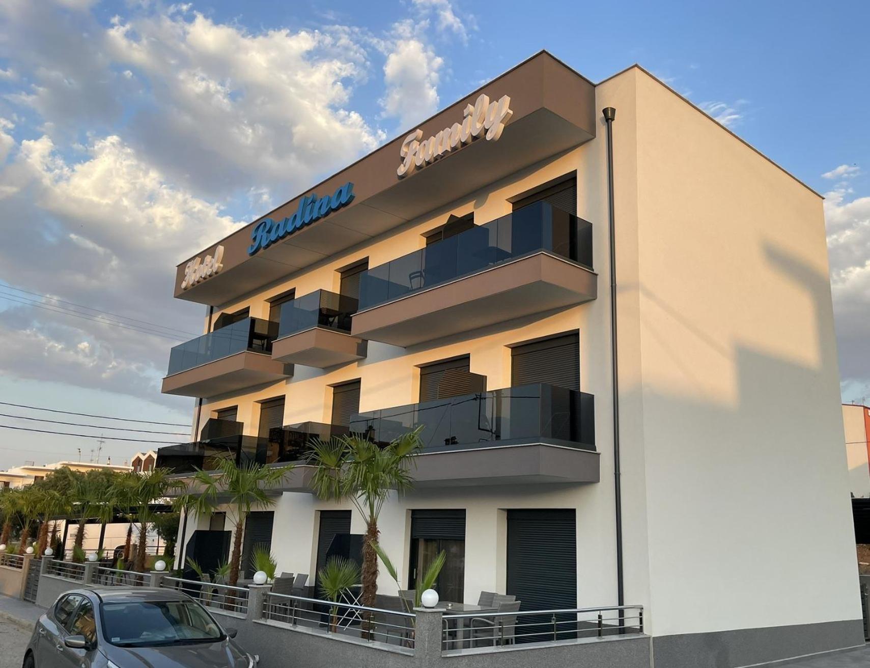 Radina Family Aparthotel Kallithea  Exterior foto