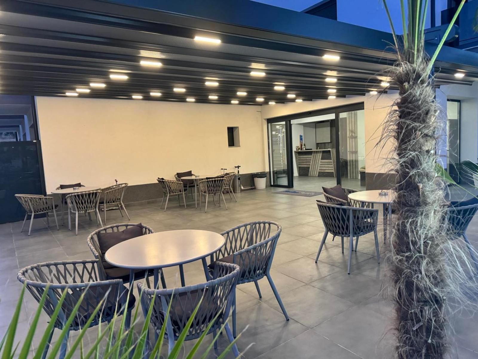 Radina Family Aparthotel Kallithea  Exterior foto